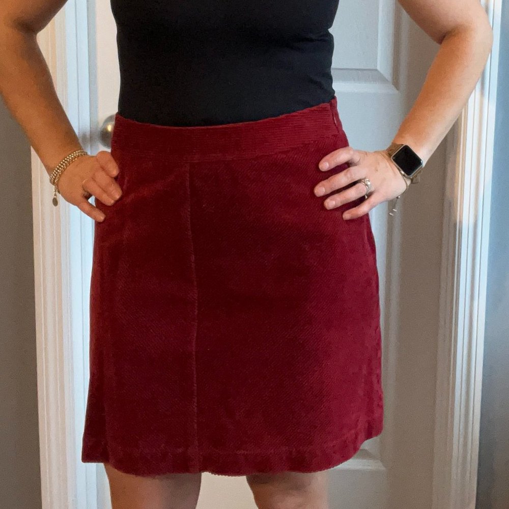 LOFT Corduroy Shift Skirt in Royal Ruby - Size 4